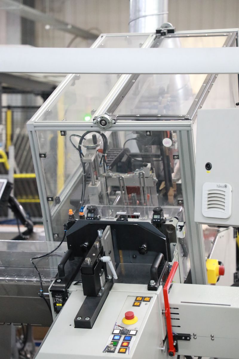 Rollem AutoPunch machine trimming business cards