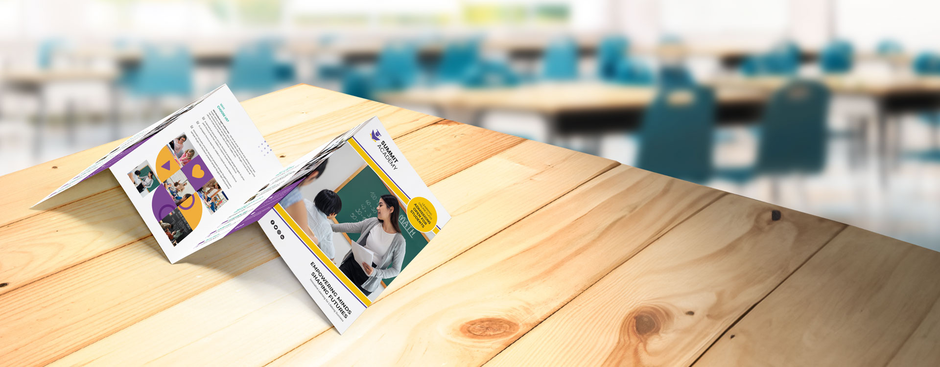 Concertina Fold Leaflets | 8 Page Leaflet Printing | instantprint